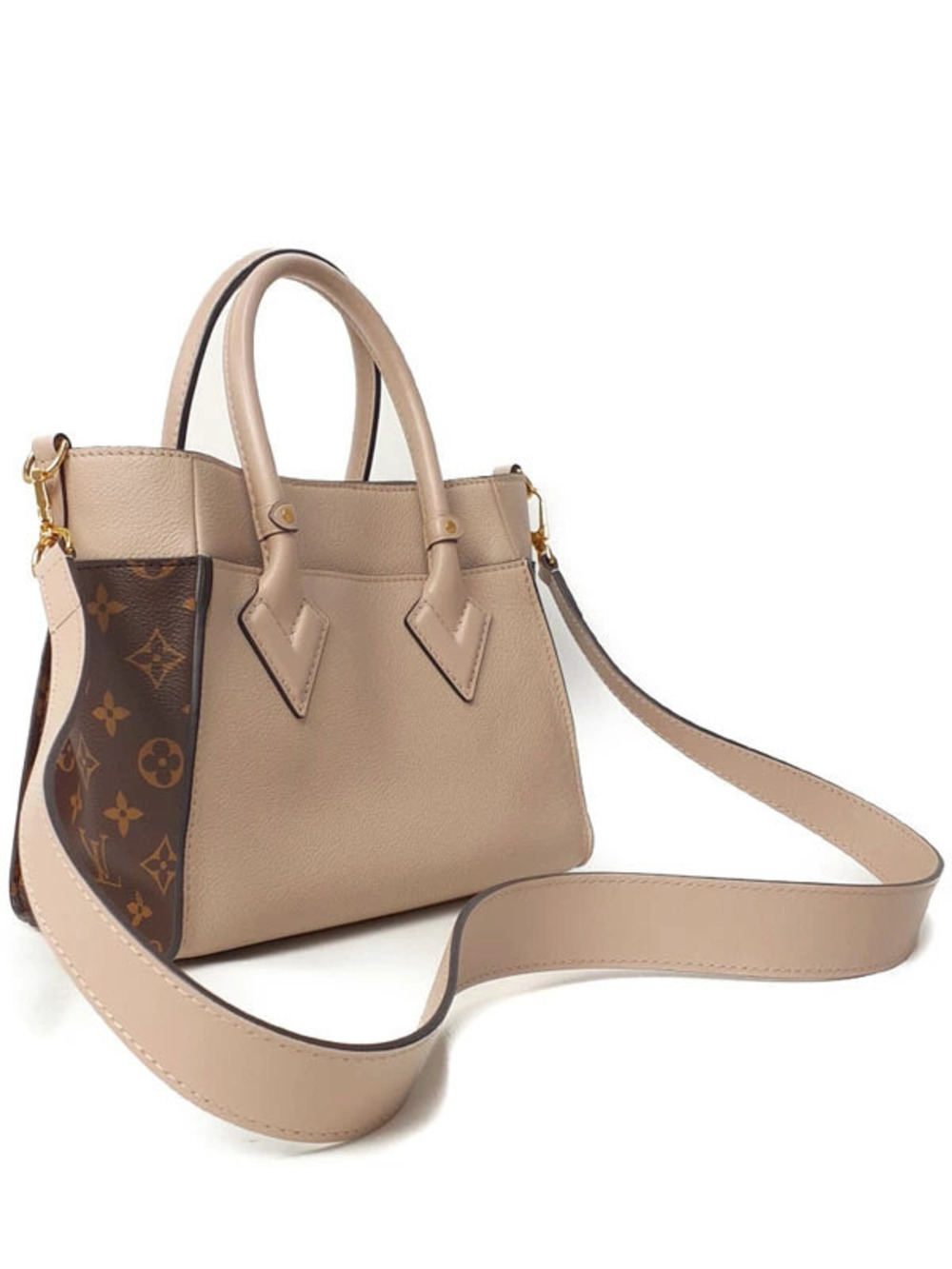 Louis Vuitton On Side Bag My Black